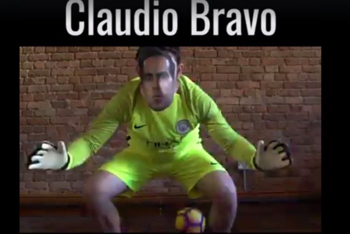[VIDEO] La parodia británica que se burla de los errores de Claudio Bravo en el Manchester City