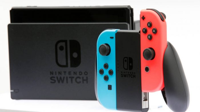 Analizamos la «Switch», la nueva consola de Nintendo con la que busca recuperar el trono