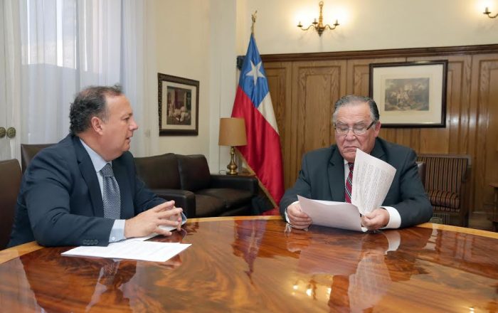 Diputado Pilowsky pide urgencia para proyecto que establece exclusividad de funciones para los integrantes del CDE