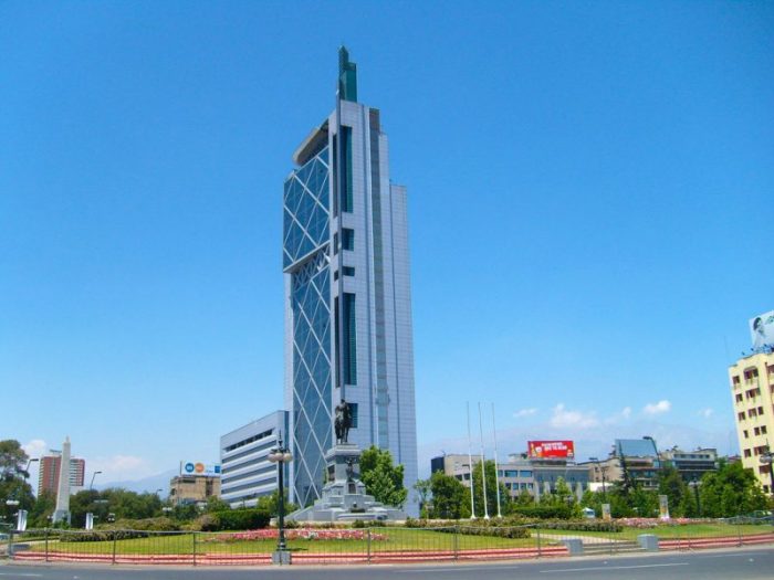Telefónica Chile colocó bonos en el mercado local por 48.000 millones de pesos