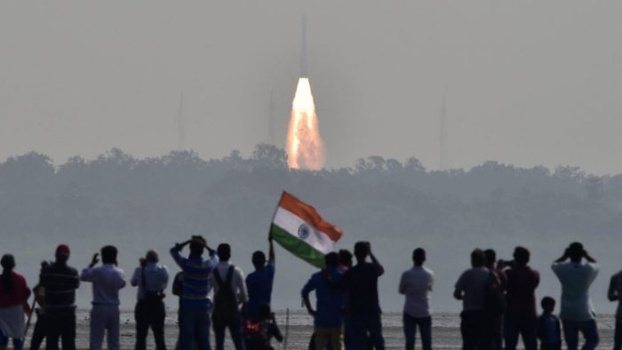[VIDEO] El histórico récord de India al lanzar 104 satélites al espacio en una sola misión