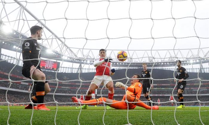 [VIDEO] El doblete de Alexis que devolvió al Arsenal a la senda de la victoria
