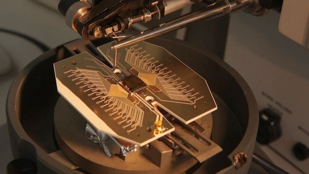 La computadora cuántica, el «santo grial» de la informática, está a un paso de ser construida
