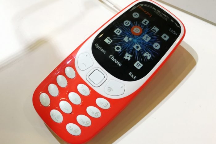 [VIDEO] El regreso del «indestructible» Nokia 3310, una de las atracciones de la mayor feria de telefonía móvil del mundo