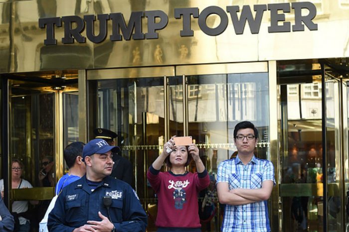 Nueva York culpa a acciones de Trump por descenso del turismo extranjero