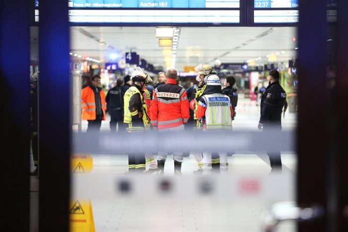 [VIDEO] Cinco heridos y un detenido en un ataque con hacha en estación de trenes alemana
