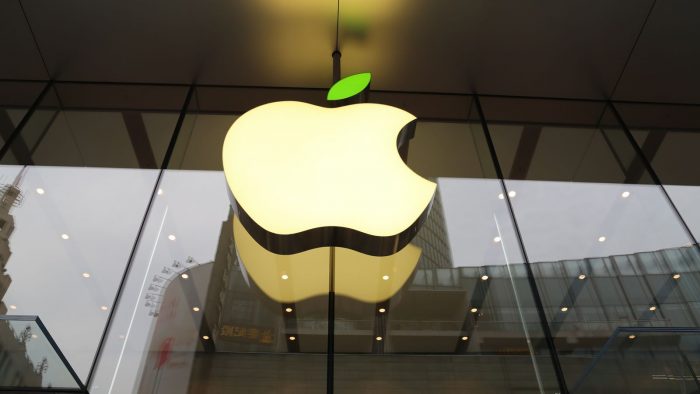 Apple planearía iPhone gigante de gama alta y modelo más barato