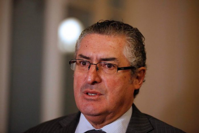 Fiscalía complica a senador Pizarro: fiscal Gómez pedirá su desafuero