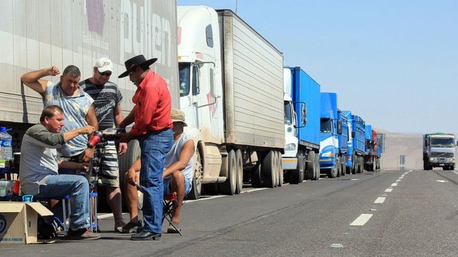 Los millonarios negocios que hay entre Chile y Bolivia (más allá de sus disputas territoriales)