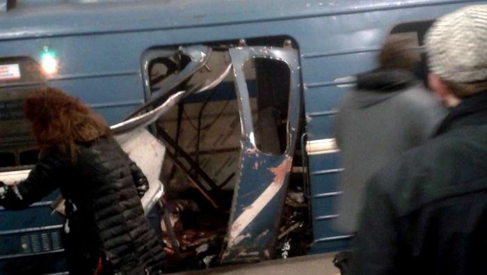 Rusia: 10 muertos en explosión en el metro de San Petersburgo