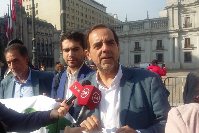 Ex diputado Mulet preside nuevo partido: Federación Regionalista Verde Social