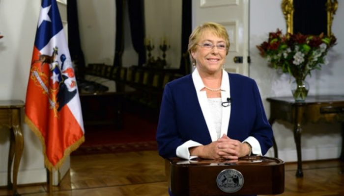 Reforma previsional: Bachelet introduce principio de lo colectivo en cambio más grande al sistema de AFP desde que se impuso en dictadura