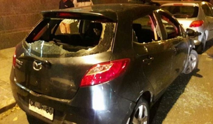 Brutal balacera en Valparaíso: desconocidos dispararon ocho veces desde un auto contra dos personas