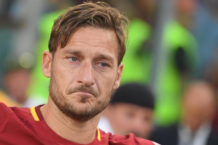 [VIDEO] Totti se despide de la Roma: «Ahora tengo miedo, esta vez los necesitaré yo»