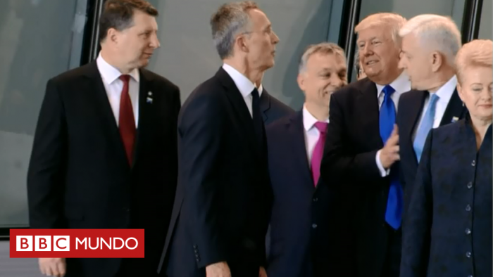[VIDEO] El momento en el que Donald Trump empuja al primer ministro de Montenegro en una reunión de la OTAN
