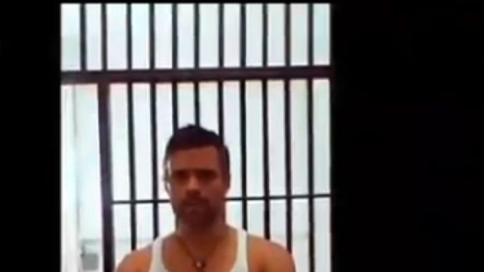 [VIDEO] Televisión estatal de Venezuela muestra video de Leopoldo López desde su celda como «fe de vida» y su esposa asegura que imágenes fueron editadas