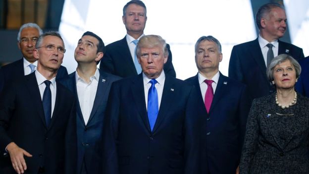 «Casi un desastre»: el controvertido primer encuentro de Donald Trump con sus aliados de la OTAN
