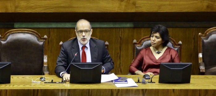 Ministro Valdés torpedea proyecto que quita al SII exclusividad en acción penal por delitos tributarios