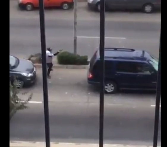 [VIDEOS] Delincuentes protagonizan tiroteo en plena calle de Viña del Mar