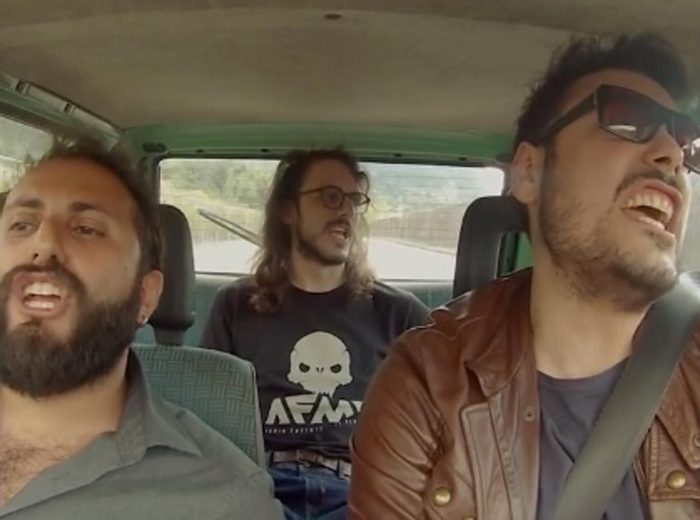 [VIDEO] La delirante reacción de tres amigos italianos al escuchar el hit «Despacito»