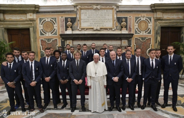 [VIDEO] El Papa Francisco bendice a la Juventus y la Lazio previo a la final de la Copa de Italia