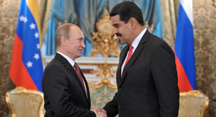 Maduro y Putin: dos versiones para una misma conversación