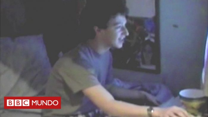 [VIDEO] El momento en que el adolescente Mark Zuckerberg descubre que fue aceptado en la universidad de Harvard