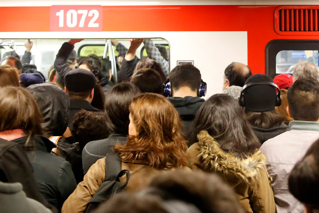 Llegó marzo: Metro presenta retraso por corte de corriente en Línea 1 y Línea 5