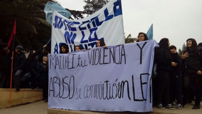 Comunidad del Liceo 7 conmocionada tras fallecimiento de alumna que denunció hechos de violencia sexual y de género