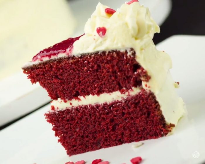 [VIDEO VIDA] Receta Fácil: te enseñamos a preparar un delicioso pastel de terciopelo rojo