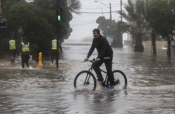 [VIDEOS] «Un diluvio universal»: los impresionantes registros de las calles inundadas en Viña del Mar producto del temporal