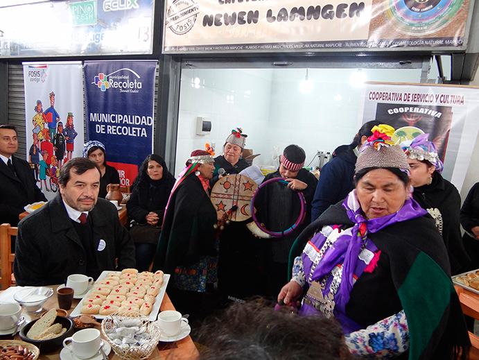 FOSIS celebra el We Tripantu e inaugura primera cafetería mapuche de Santiago