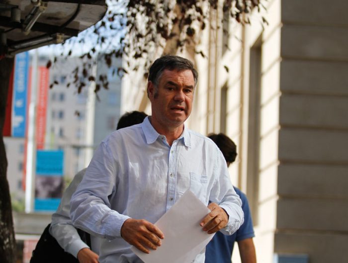 Ossandón reacciona ante críticas en su contra pegándole a Piñera: “Tengo un currículum limpio de imputaciones e investigaciones penales”
