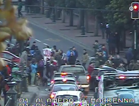 Santiago amanece con barricadas y cortes de tránsito provocando alta congestión vehícular