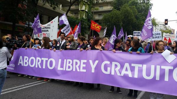 Chilena en España relata cómo mujeres acceden a un aborto libre, seguro y gratuito