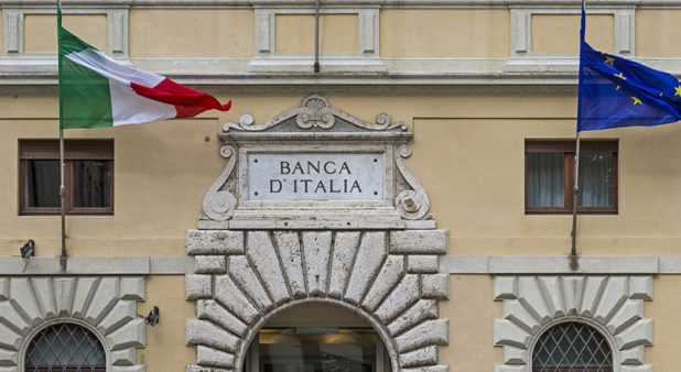 Italia rescata a dos bancos para evitar su quiebra en operación que podría costar hasta 17.000 mlns euros