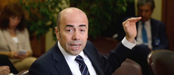 Jorge Bermúdez acusa de inconstitucional indicación que limita fiscalización a TVN