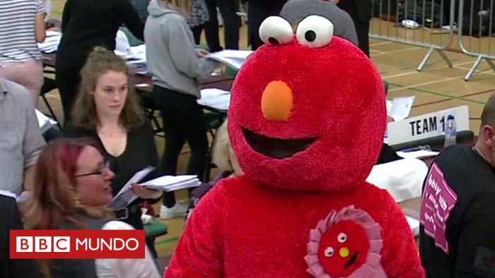 [VIDEO] El candidato Elmo y otras curiosidades electorales que sólo ocurren en Reino Unido