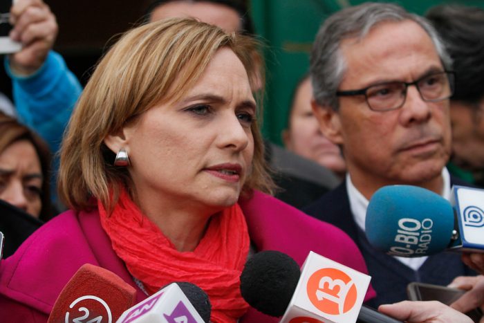 Carolina Goic: «Si yo tuviera las atribuciones ya le habría pedido la renuncia al general Villalobos»