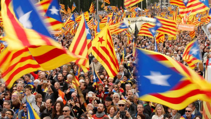 Congreso español rechaza referéndum catalán porque busca la «fractura»