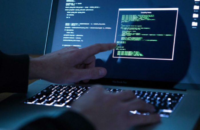 Posible ataque informático vía email tiene en alerta a empresas y expertos en seguridad