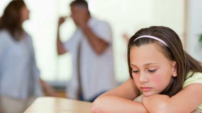 Cómo los divorcios conflictivos pueden afectar la salud de los hijos