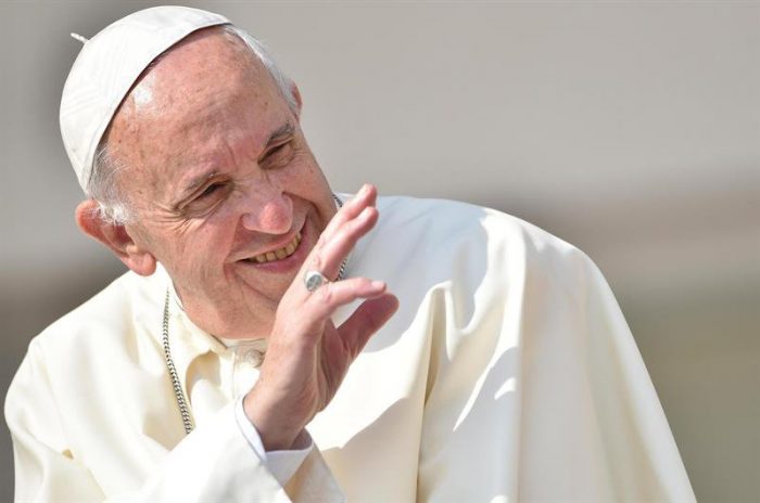 El Papa Francisco realizará visita de tres días a Chile en enero de 2018