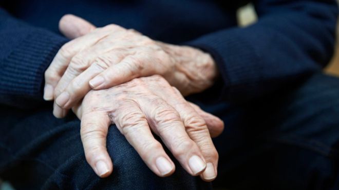La pregunta de hace 100 años sobre el mal de Parkinson que acaban de responder