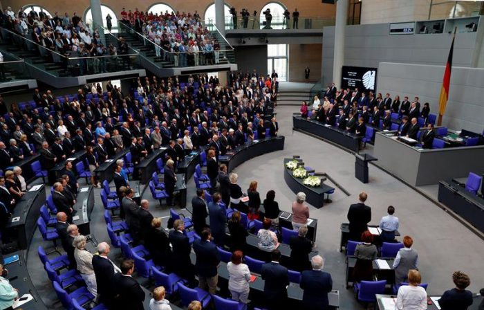 Alemania reforma su Constitución para prohibir financiar a partidos neonazis