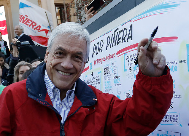 Piñera ya anuncia retroexcavadora para el recién anunciado Plan Araucanía de Bachelet