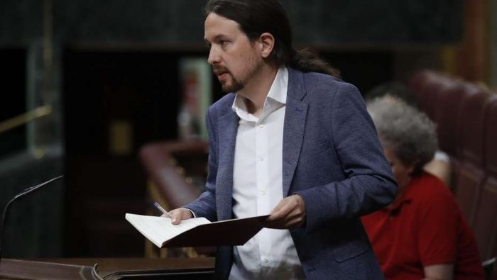 PSOE coincide en que Rajoy «merece» una moción de censura pero niega apoyo a Podemos