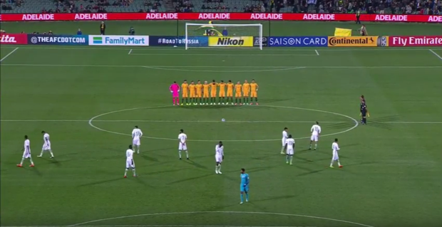 [VIDEO] El minuto de silencio por las víctimas de Londres que la selección de Arabia Saudita no respetó