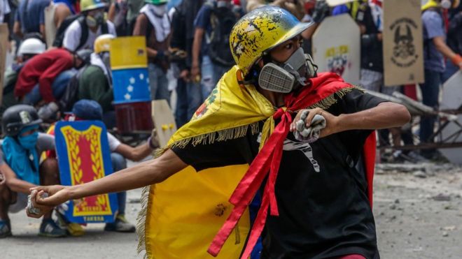 Gobierno de Venezuela acusa a la oposición de crear «poderes públicos paralelos» mientras esta anuncia el comienzo de una semana «decisiva»
