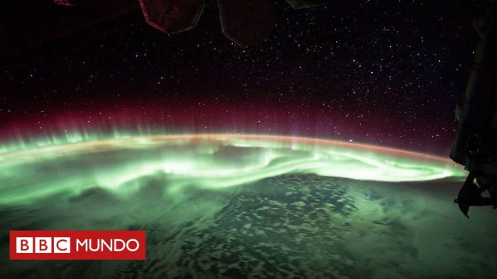 [VIDEO] Así se ve la hermosa e inmensa aurora boreal desde el espacio